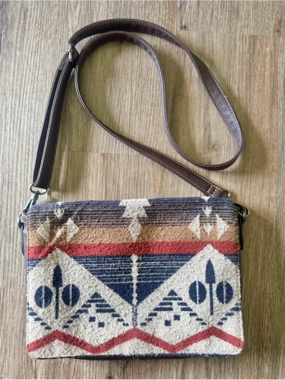 Nocona Jolene Western Messenger bag crossbody cowgirl tribal rodeo rustic boho